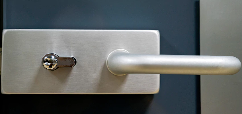 Change Patio Door Locks in Cambria, California